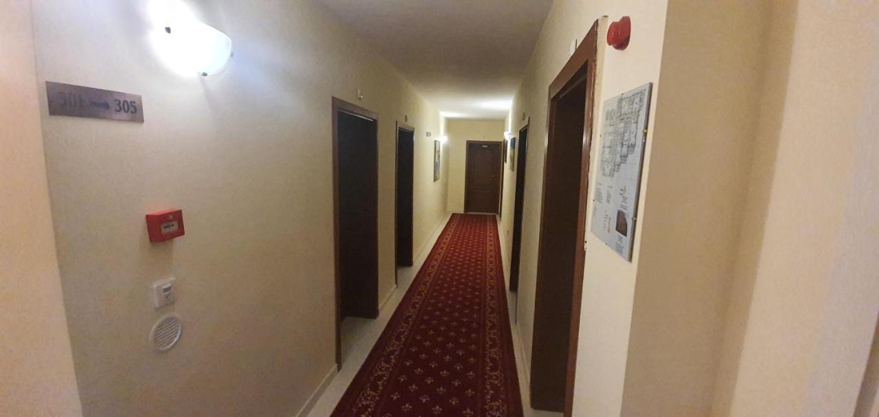 Diamond Hotel Primorsko Exteriör bild