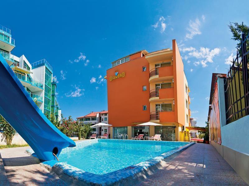 Diamond Hotel Primorsko Exteriör bild